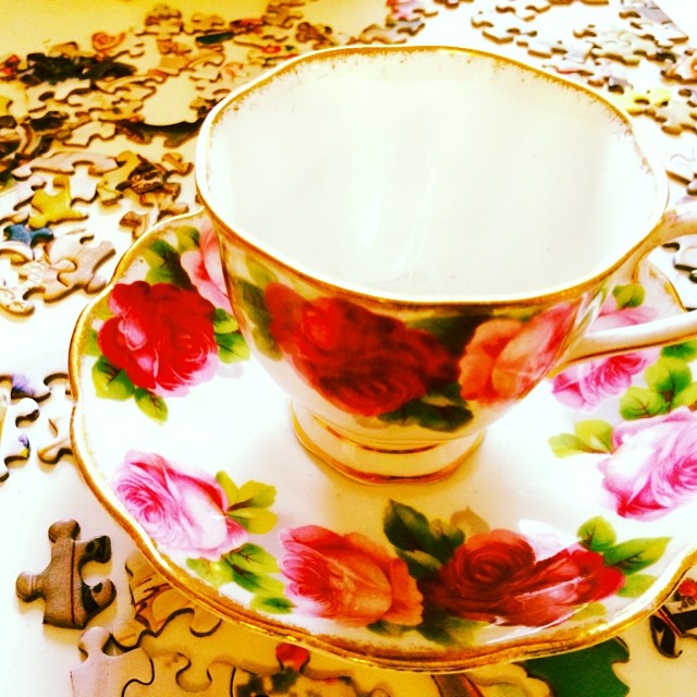 Old English Rose by Royal Albert. Email if interested. Prices & pics at teacup-treasure.com/catalogue #1950s #vintage #royalalbert #rose #red #pink