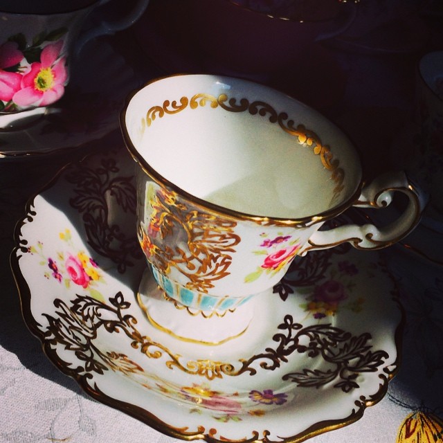 Stunning, unique gold and blue Foley. Great for tea time or coffee. DM or email if you are interested. More cups at teacup-treasure.com/catalogue #teatime #vintage #gold #foley #blue #floral